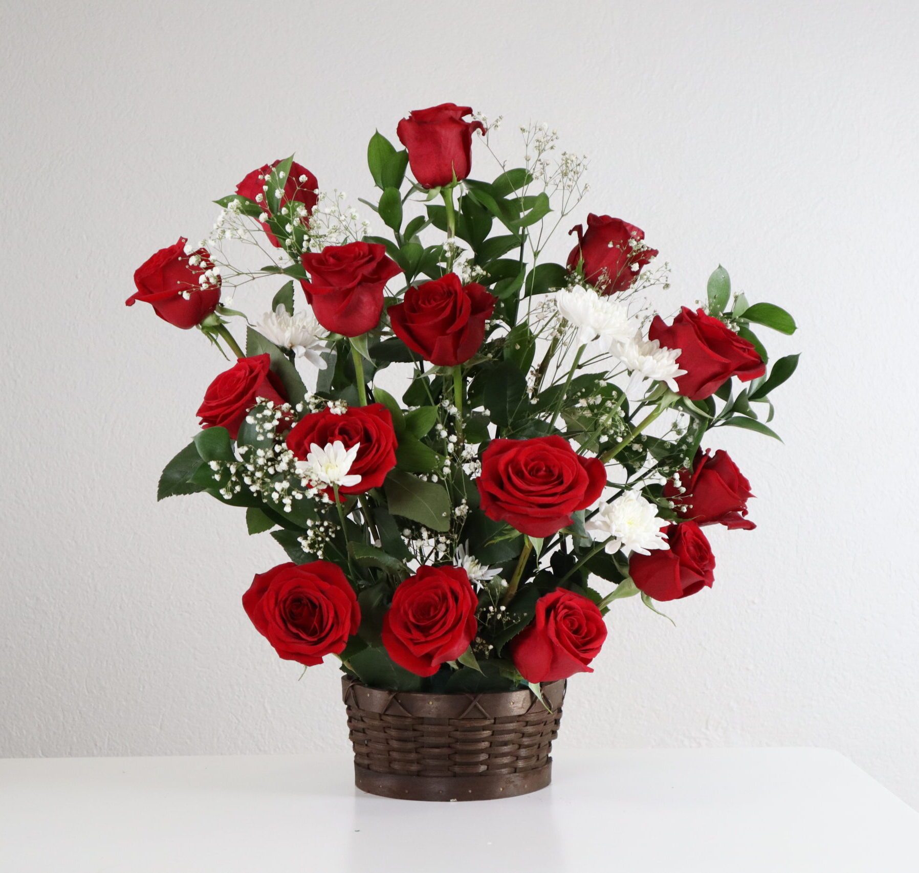 Canasta de Rosas Rojas