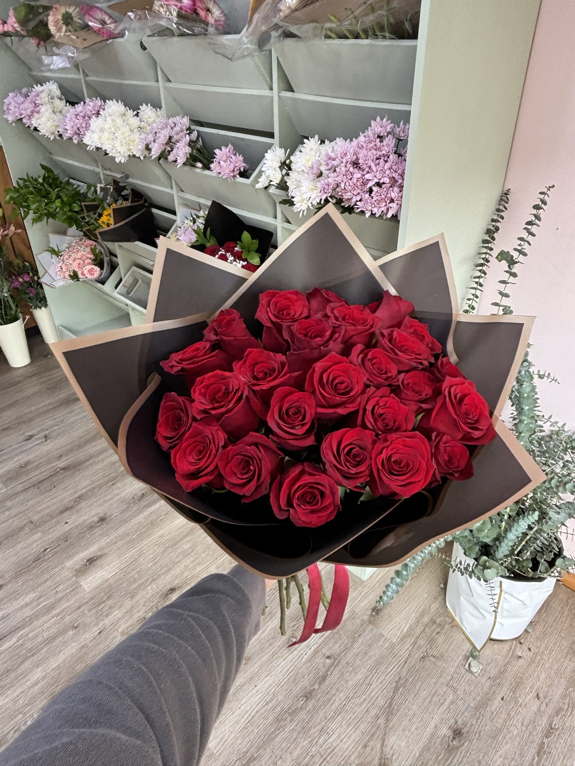 Bouquet Exclusivo 25 Rosas Rojas - Imagen 3
