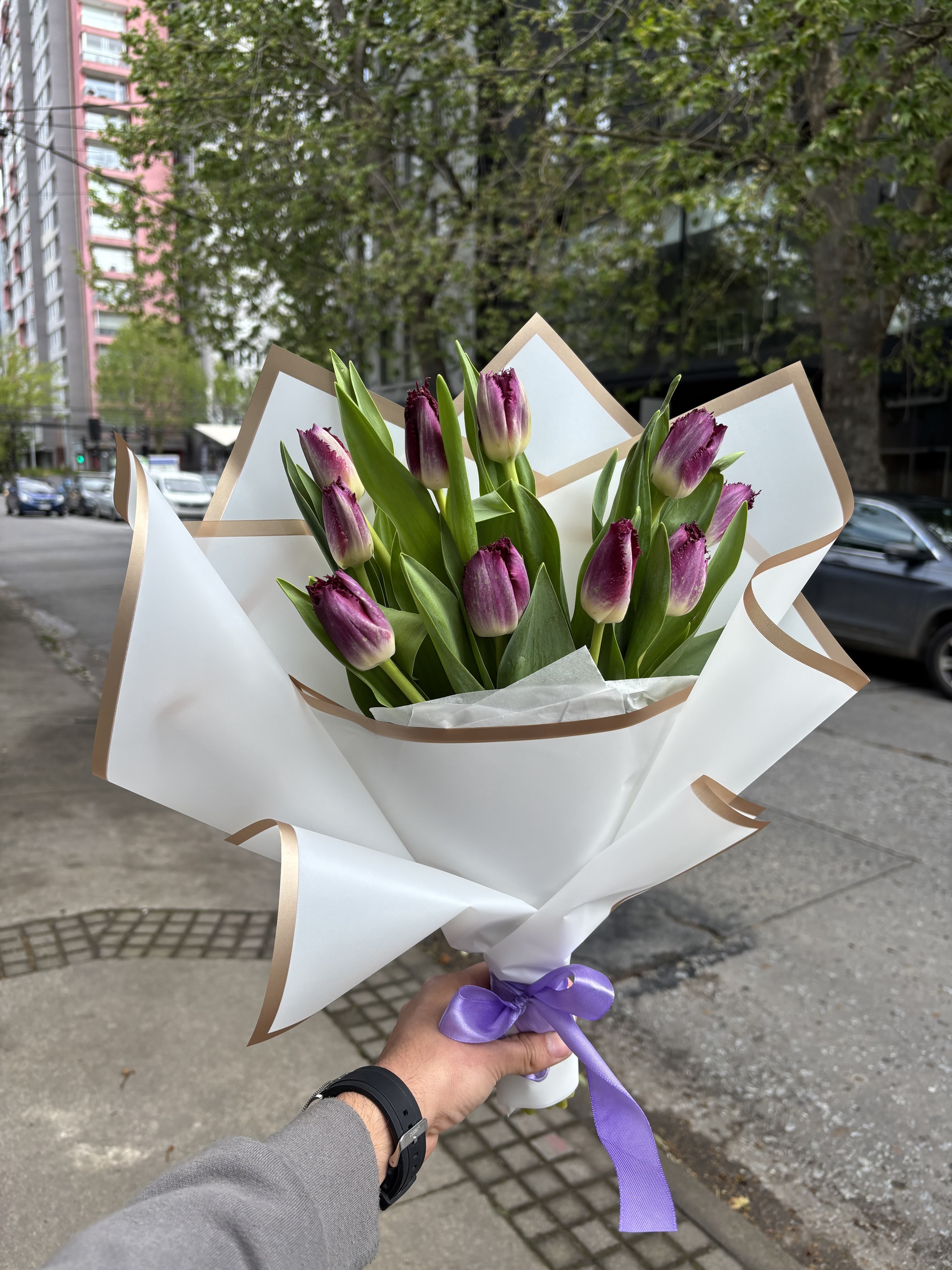 Ramo Tulipanes Morados Fringed