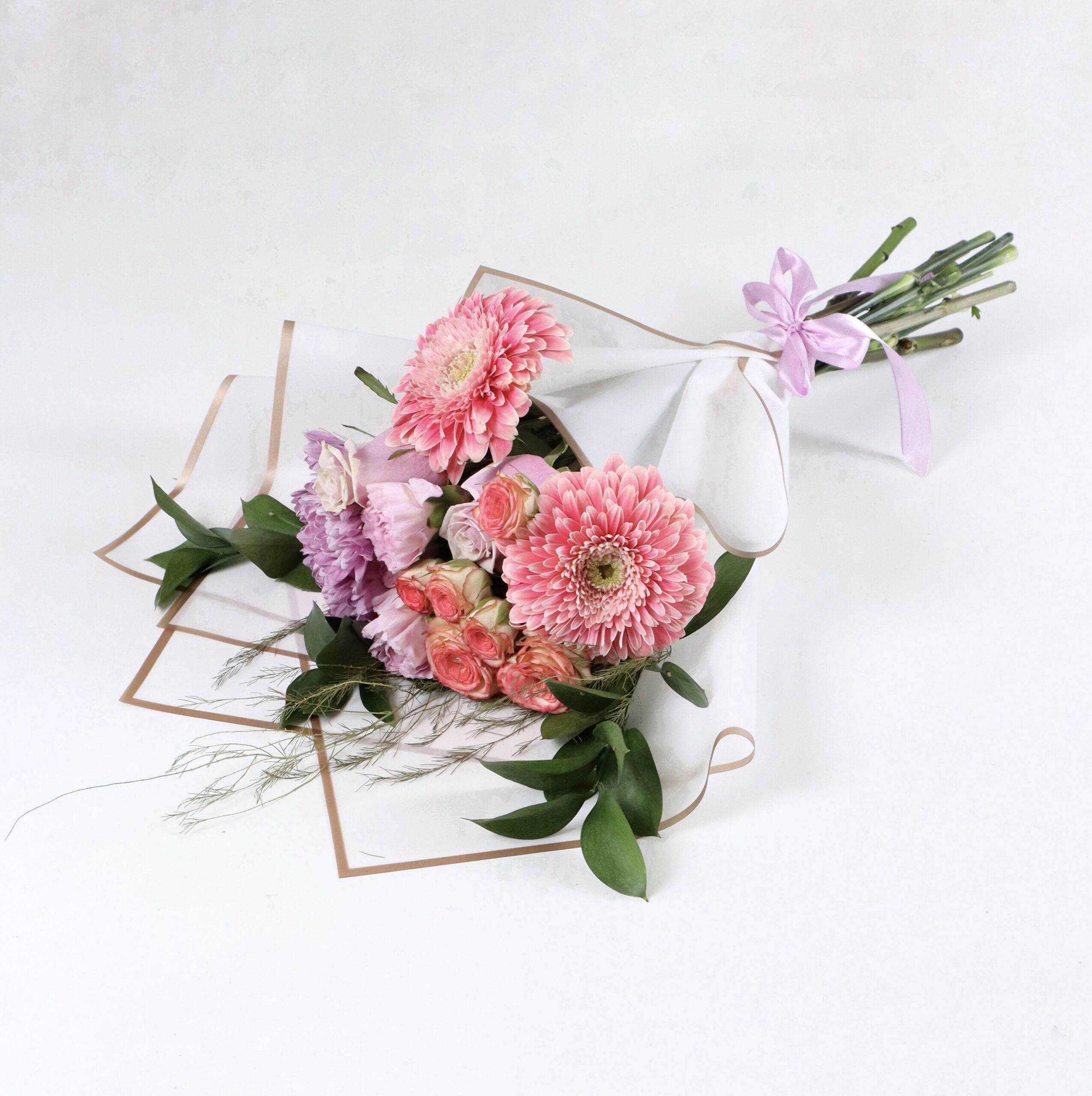 Ramo de Flores Mixtas Deluxe - Imagen 2