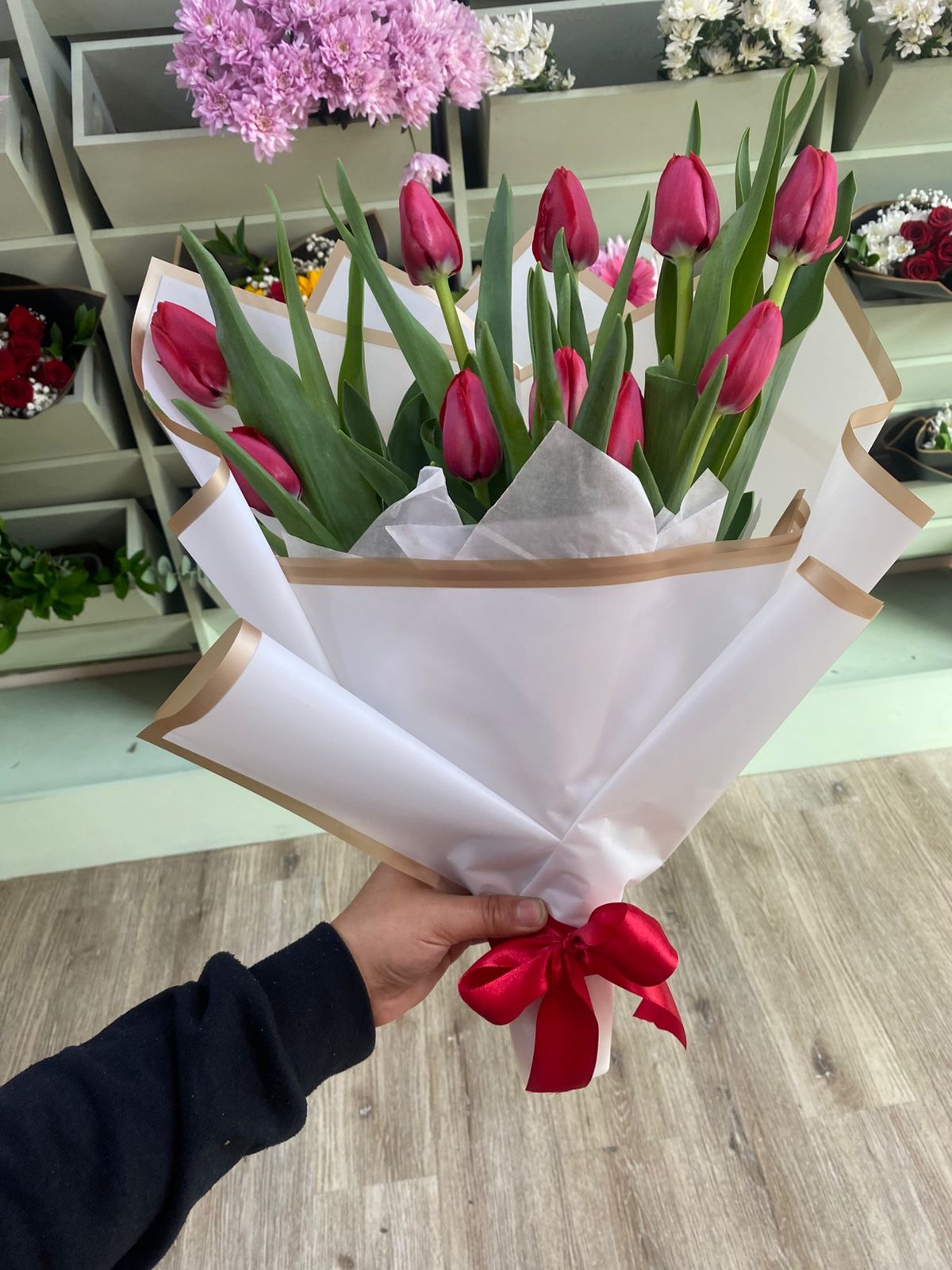Ramo de Tulipanes Fucsia/Rosados Premium - Imagen 2