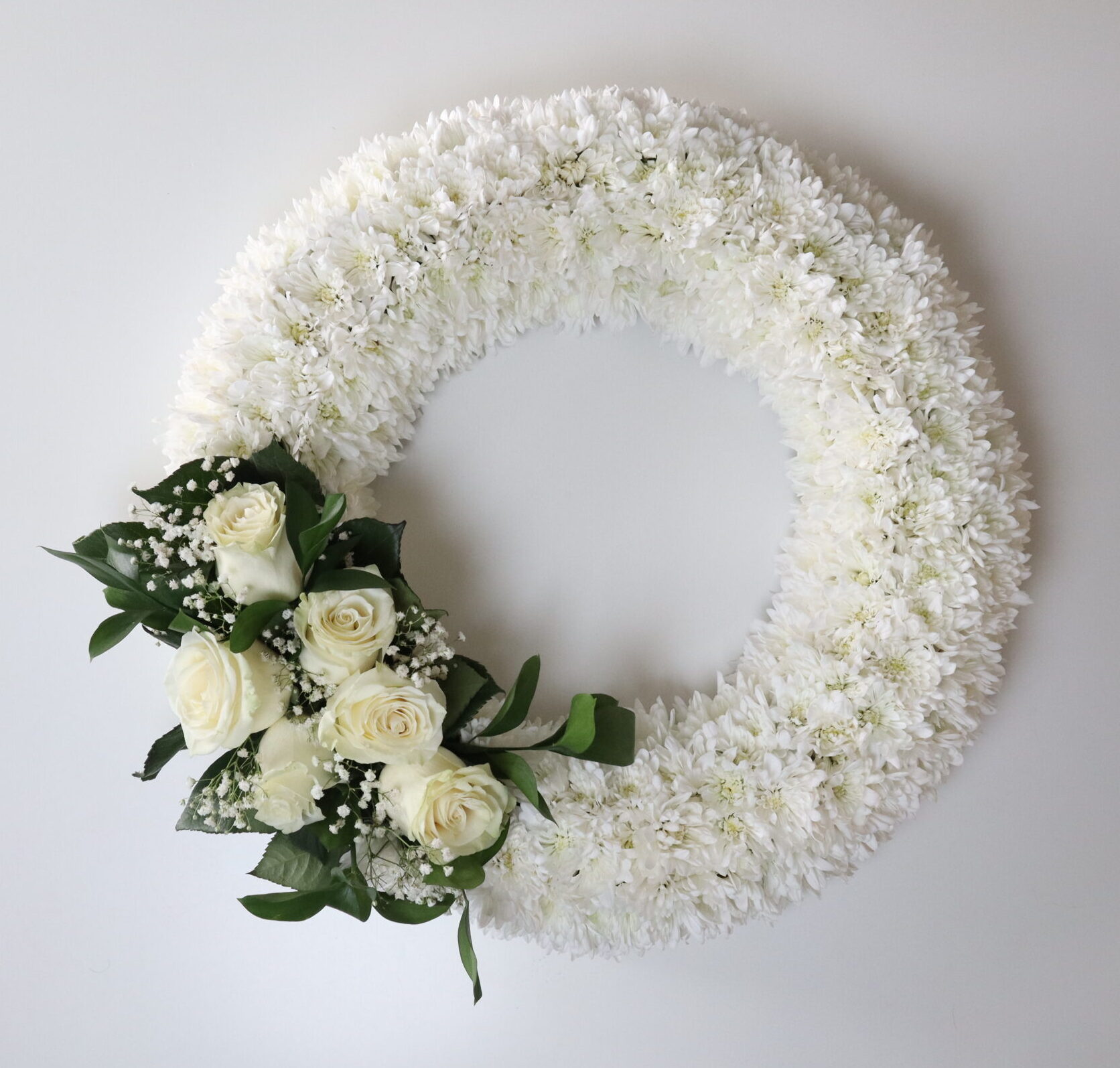 Corona de Condolencias con Rosas Blancas L - Imagen 3