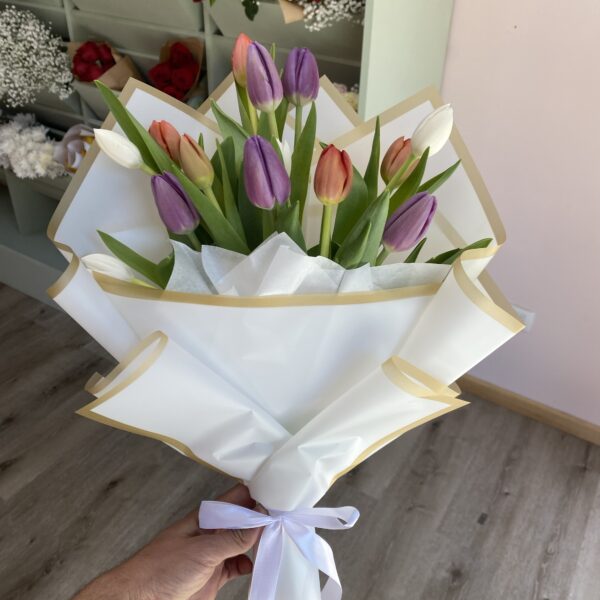 Ramo de Tulipanes Mixtos Deluxe